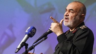سردار سلامی: تمام قدرت آمریکا آتش زدن چند سطل زباله در خیابان است/ مداخلان در امور داخلی ایران به قصرهای شیشه‌ای خود پناه ببرند