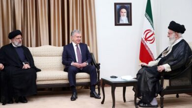 رهبر انقلاب اسلامی در دیدار رئیس‌جمهور ازبکستان: قرابت تاریخی، فرهنگی و علمی ایران و ازبکستان بی‌نظیر است