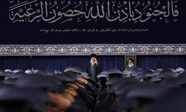 رهبر انقلاب: دشمن برای خواص برنامه دارد/ نتیجه انتخابات پرشور افزایش اقتدار ملی است