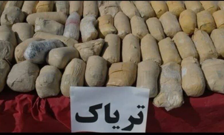 بیش از ۲۴۱ کیلوگرم شیشه و تریاک در شهر پرند کشف شد