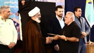 گردهمایی معرفتی خادمین و اعضای ستاد‌ برگزاری نماز جمعه پرند برگزار شد