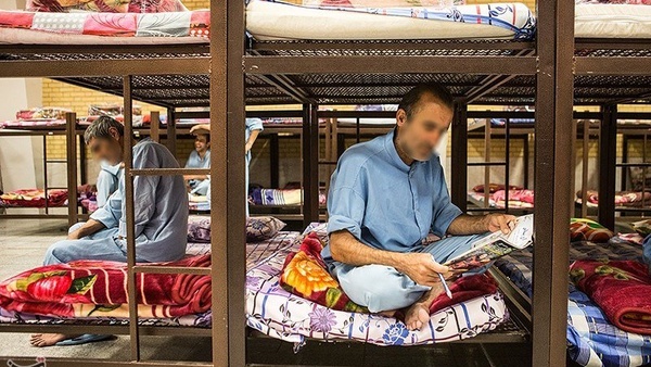 ٧۰ معتاد متجاهر در رباطکریم راهی کمپ شدند