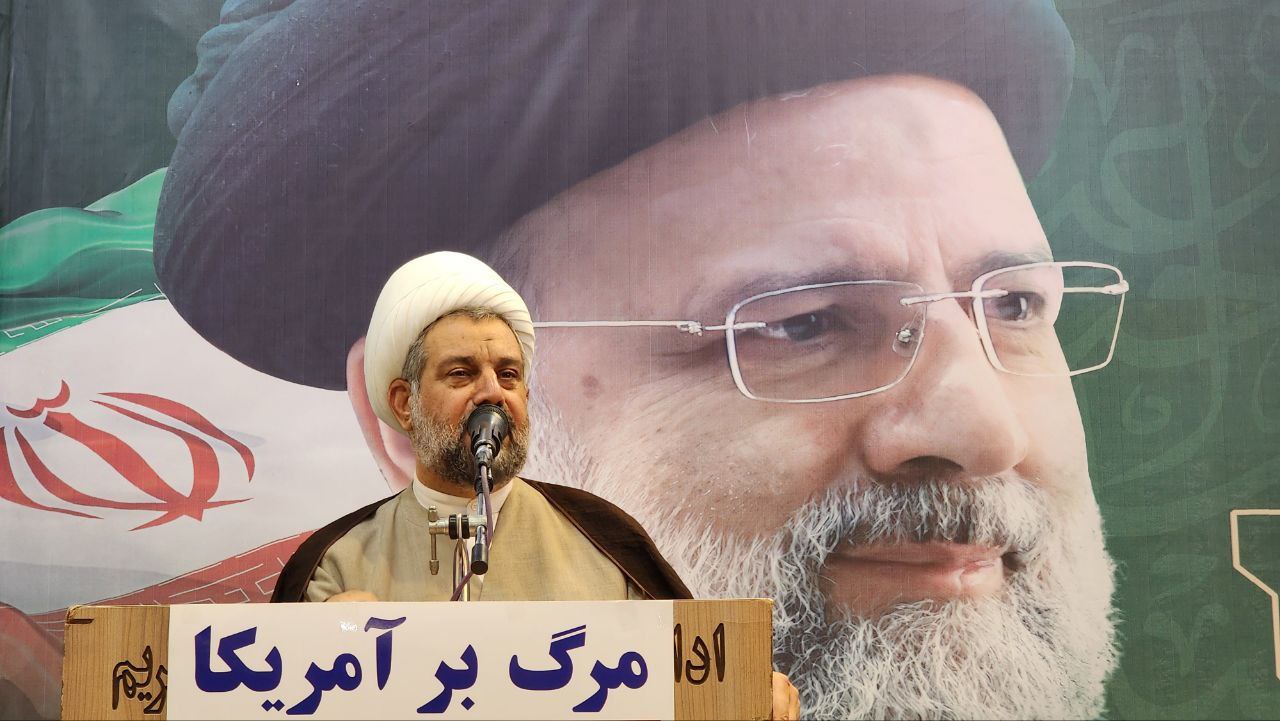 مراسم بزرگداشت شهدای خدمت و ۵۳۰ شهید والامقام شهرستان رباط کریم برگزار شد