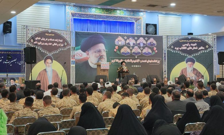 مراسم بزرگداشت شهدای خدمت و ۵۳۰ شهید والامقام شهرستان رباط کریم برگزار شد