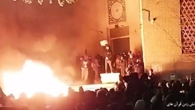 لحظه آتش زدن مصلای نماز جمعه شهر پرند توسط اغتشاشاگران از نگاه دوربین‌ها